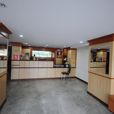 Phoonsab Hostel Phitsanulok Dış mekan fotoğraf